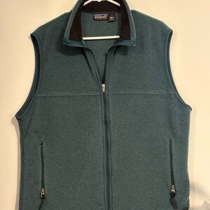Patagonia Men's/Women’s Synchilla Fleece Vest (see posted measurements)